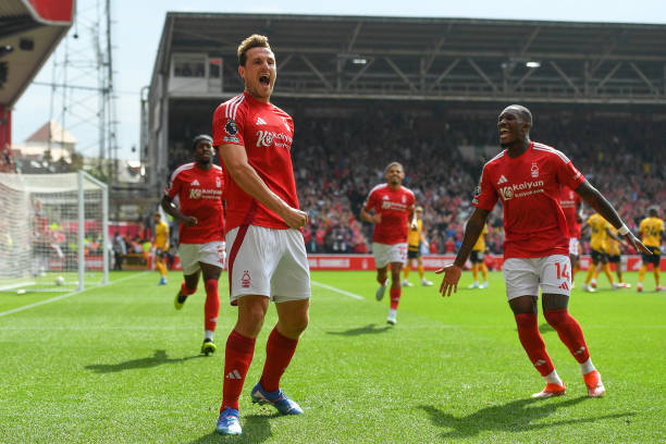 導致中場和 導致中場和