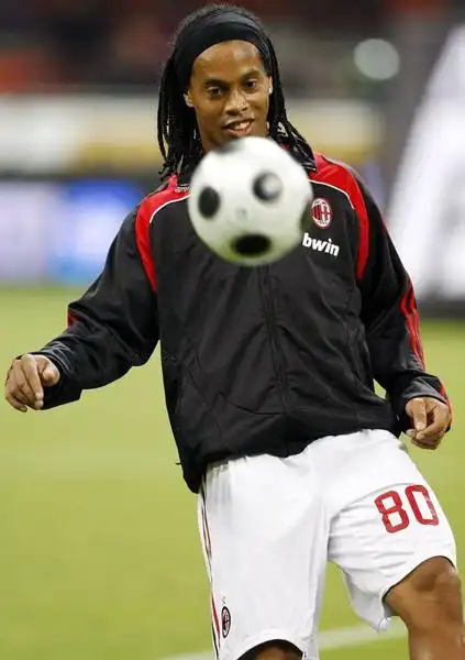 和年轻球员 和年轻球员