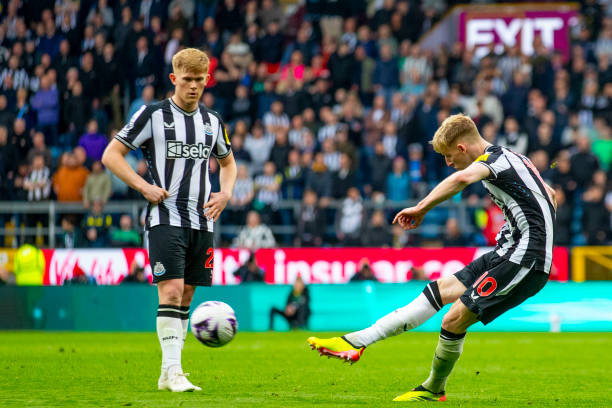 年的边锋不 年的边锋不